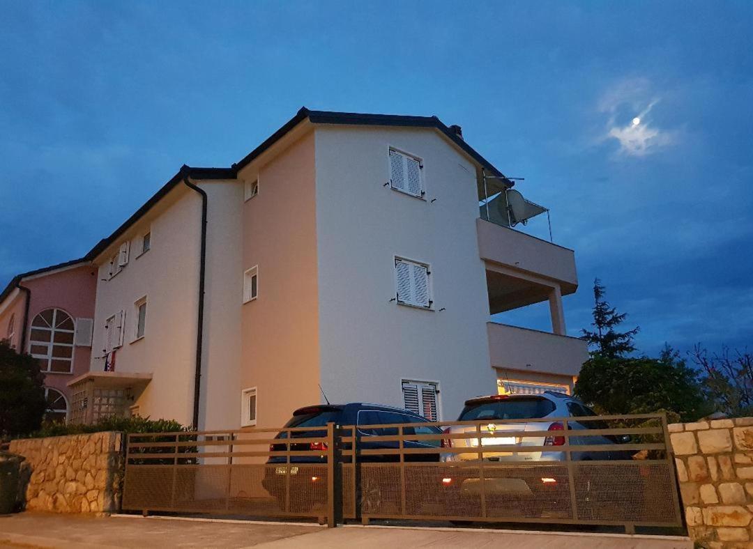 Apartments Vucko Povile Exterior photo